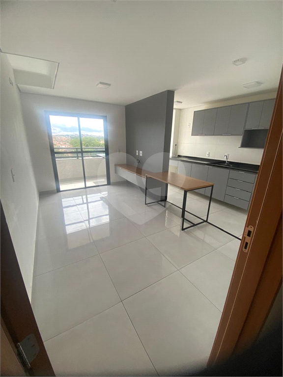 Apartamento à venda e aluguel com 2 quartos, 60m² - Foto 1