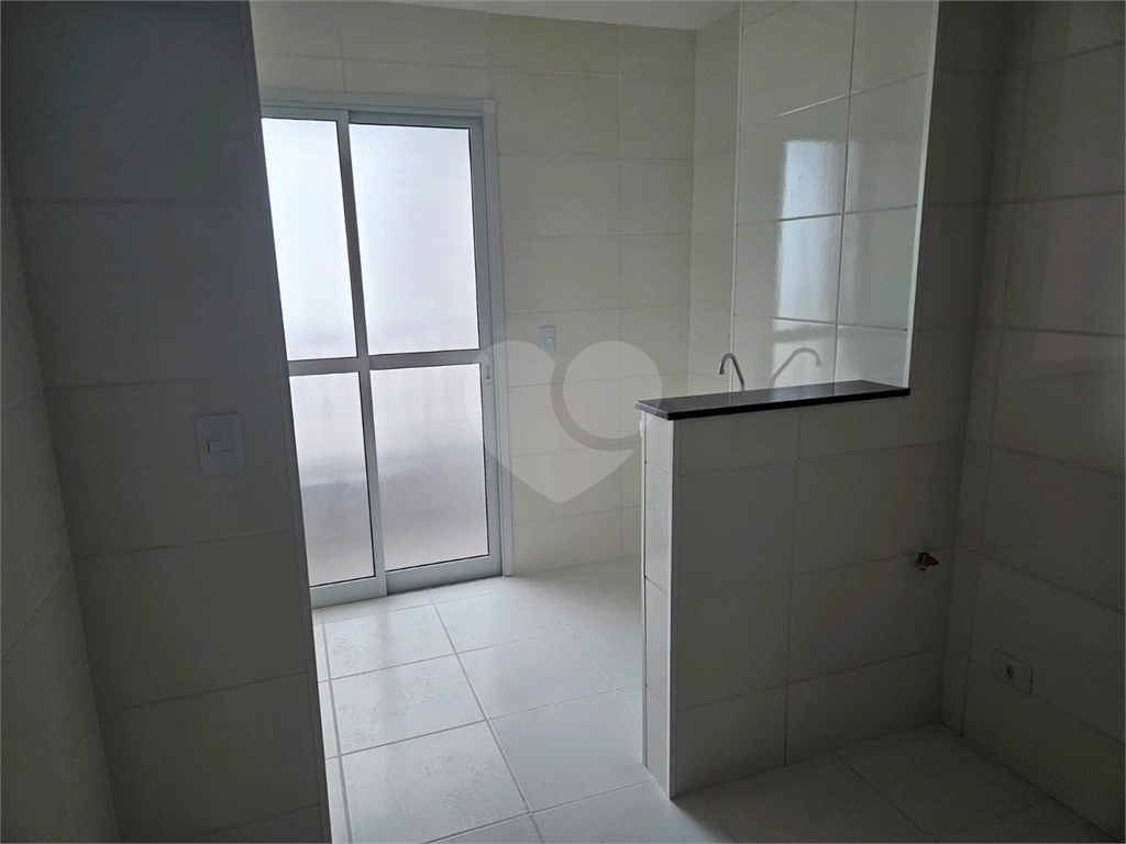 Apartamento de Alto Padrão com Vista para o Mar na Vila Caiçara – Praia Grande