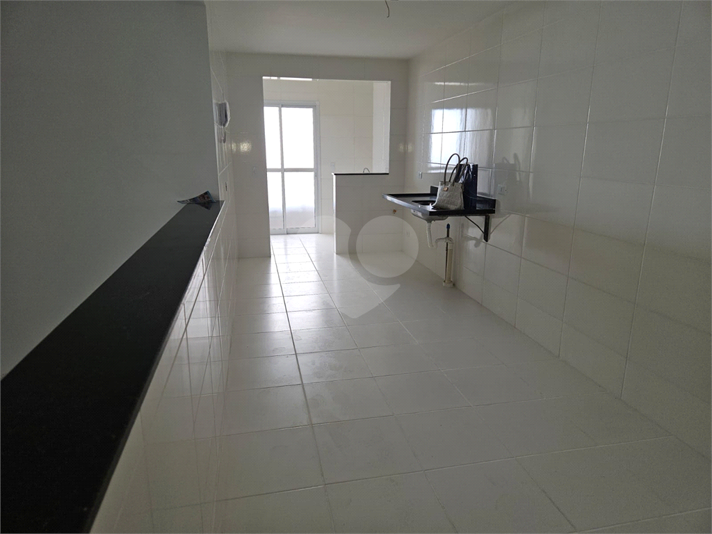Apartamento de Alto Padrão com Vista para o Mar na Vila Caiçara – Praia Grande