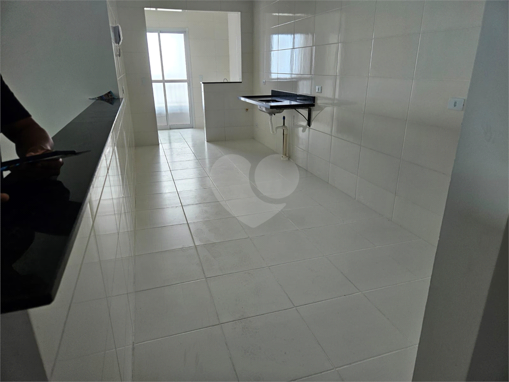 Apartamento de Alto Padrão com Vista para o Mar na Vila Caiçara – Praia Grande