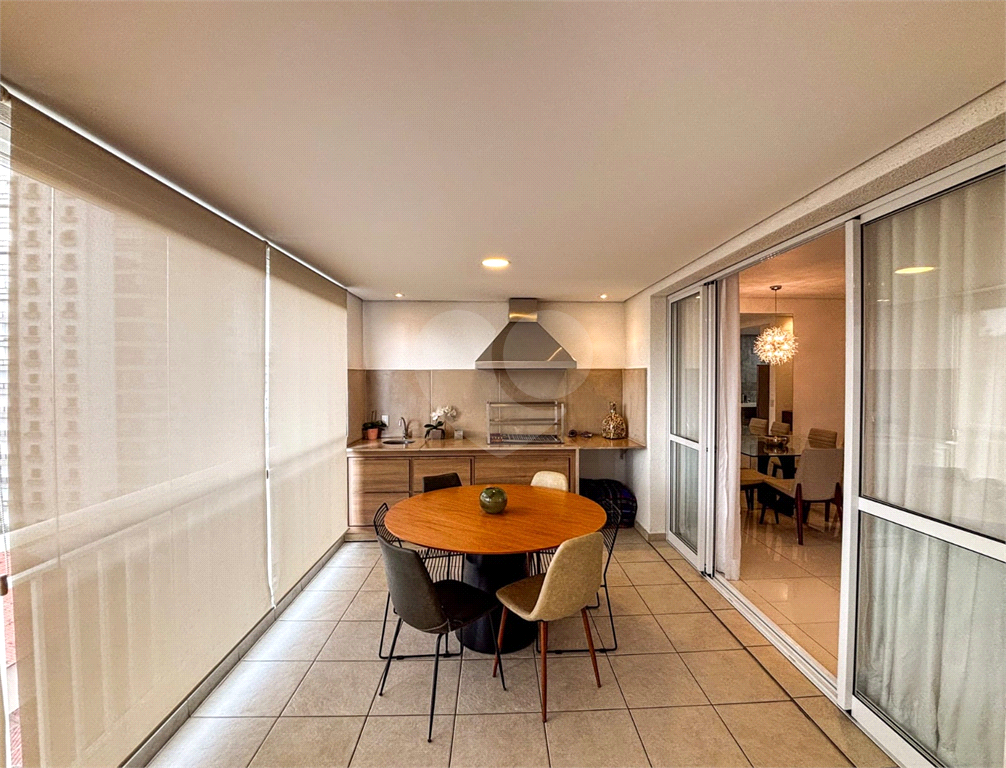 Apartamento no Isla lago dos Patos com 114 metros.