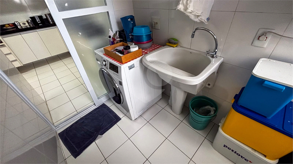 Apartamento no Isla lago dos Patos com 114 metros.