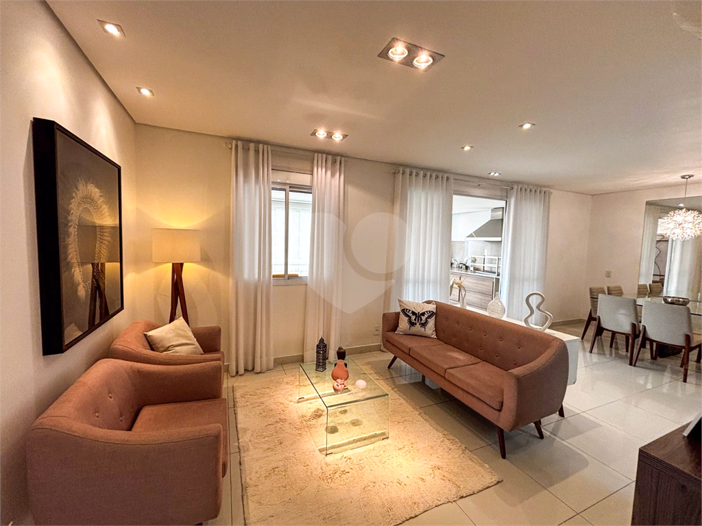 Apartamento no Isla lago dos Patos com 114 metros.