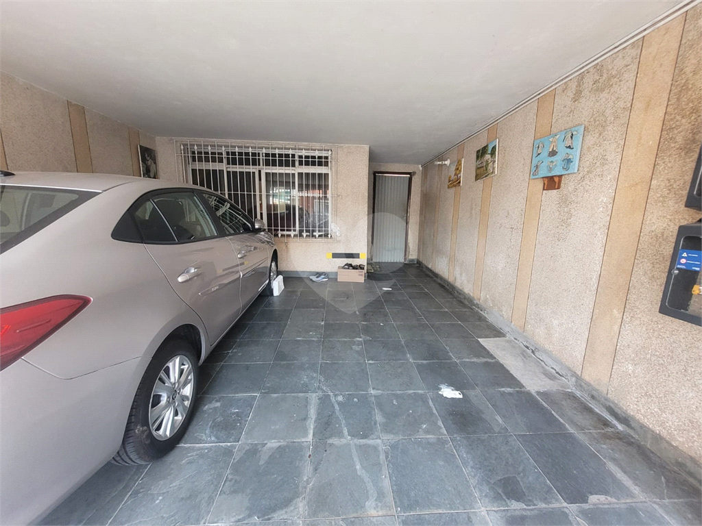 Oportunidade de um Belo sobrado na casa verde Baixa. com 3 dormitórios 1 suite ,piscina ,sala pra 2 ambientes,mais uma Edicula  quarto cozinha banheibanheiro e lavanderia.