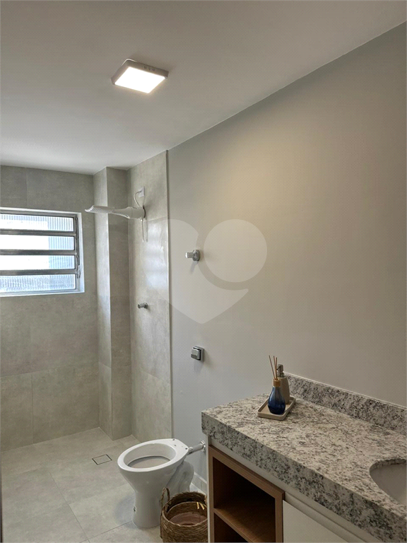 Seu novo lar no coração da Avenida Imirim. Apartamento com 3 dormitórios e reformado.