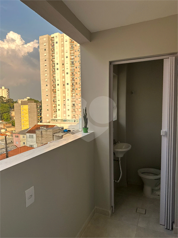 Seu novo lar no coração da Avenida Imirim. Apartamento com 3 dormitórios e reformado.