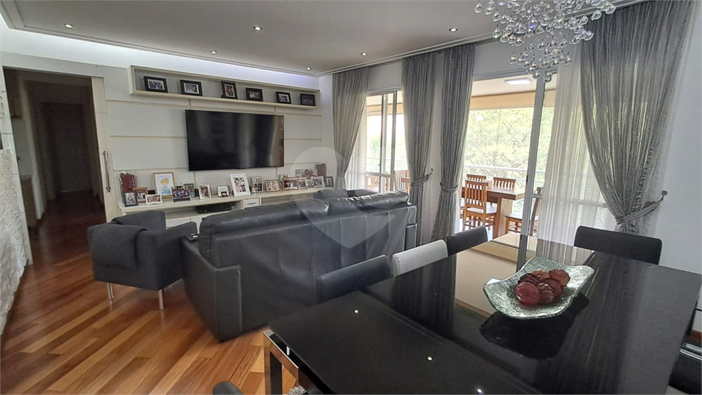 Apartamento à venda | 145 m² | 4 dormitórios (3 Suítes) | Varanda Gourmet | 4 Vagas no Lauzane Paulista!