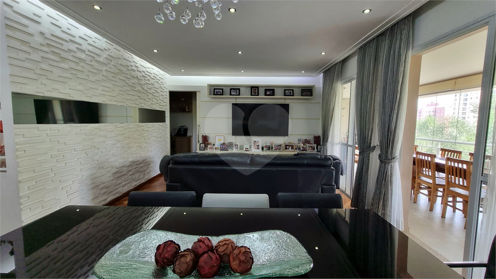 Apartamento à venda | 145 m² | 4 dormitórios (3 Suítes) | Varanda Gourmet | 4 Vagas no Lauzane Paulista!