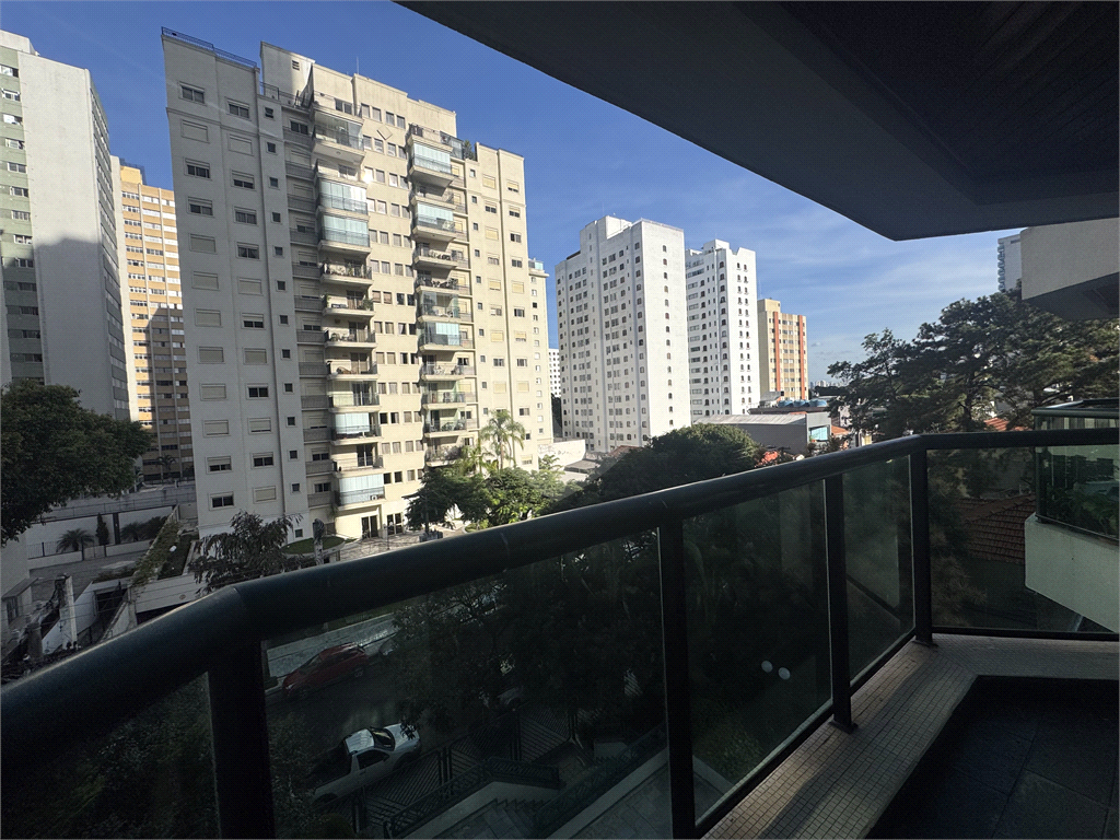 Apartamento á venda em Santana