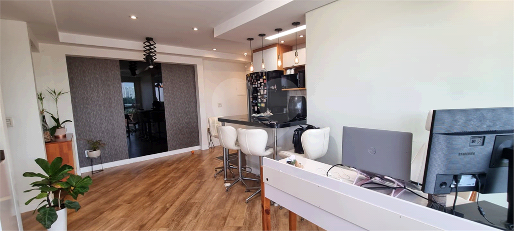 APARTAMENTO em CAMBUCI