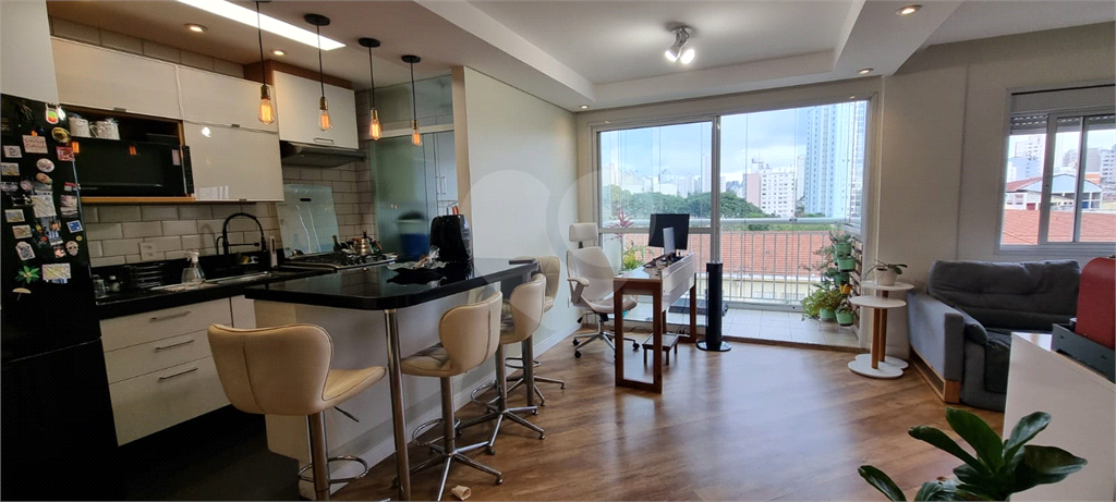 APARTAMENTO em CAMBUCI