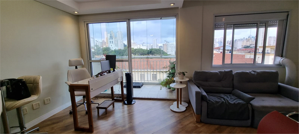 APARTAMENTO em CAMBUCI