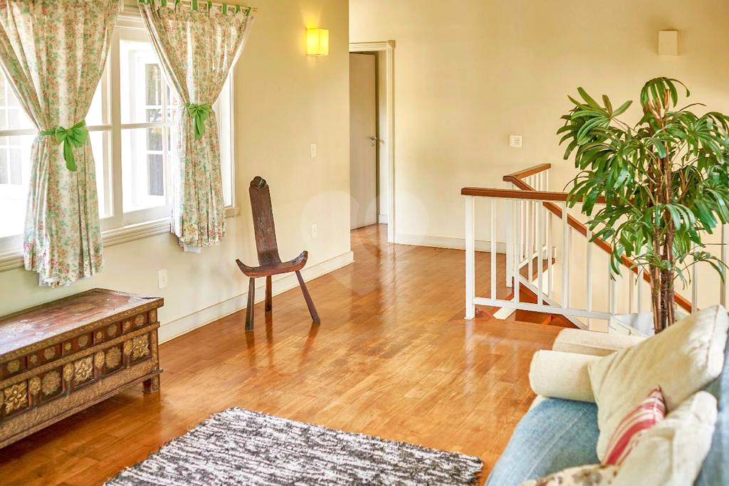 Casa à venda | 650m² | 4 suítes| 10 vagas em Serra da Cantareira | SP!