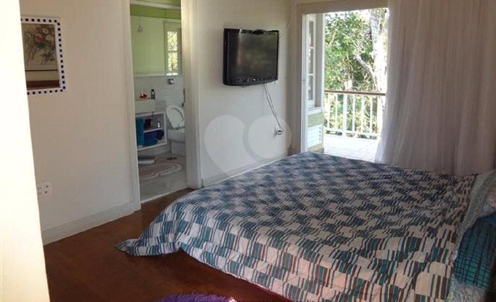 Casa à venda | 650m² | 4 suítes| 10 vagas em Serra da Cantareira | SP!