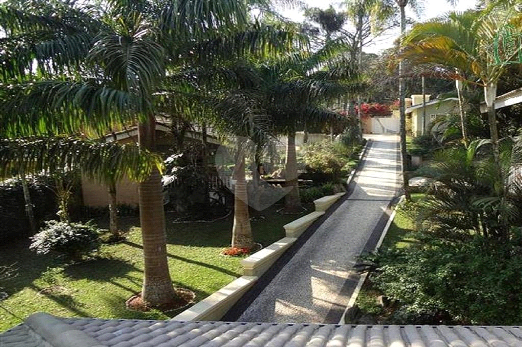 Casa à venda | 650m² | 4 suítes| 10 vagas em Serra da Cantareira | SP!
