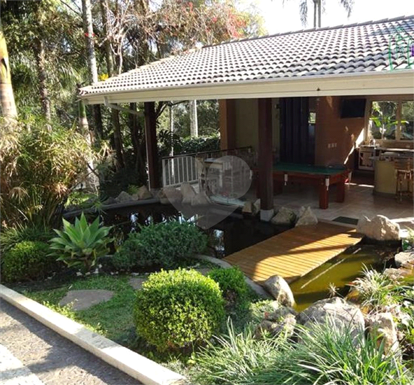 Casa à venda | 650m² | 4 suítes| 10 vagas em Serra da Cantareira | SP!