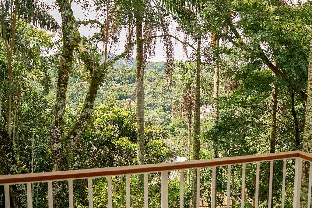 Casa à venda | 650m² | 4 suítes| 10 vagas em Serra da Cantareira | SP!