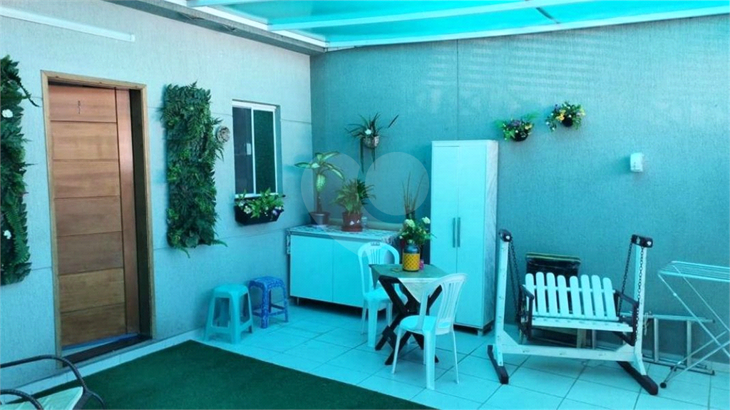 Sobrado a venda  | 2 dormitórios sendo 2 Suítes | 2 vagas em Vila  Esperança Zl