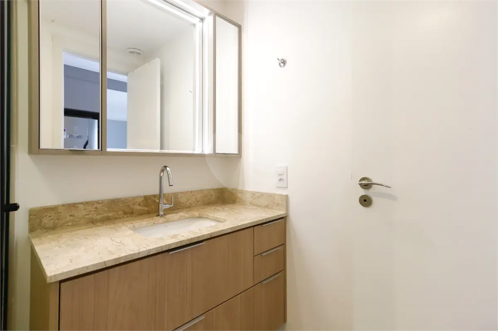 APARTAMENTO em PERDIZES