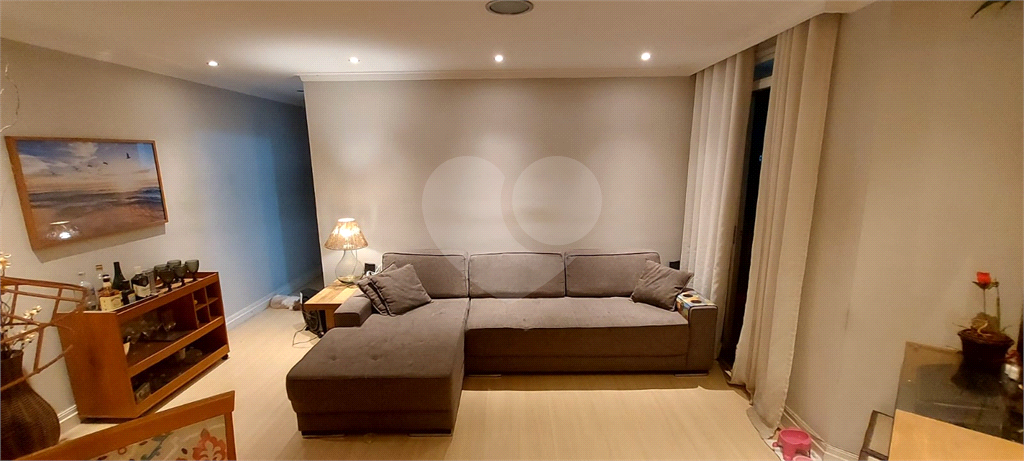 Apartamento na Av. Deputado Emílio Carlos, 2 dormitórios 1 vaga 