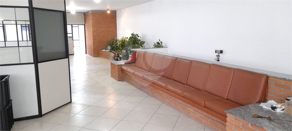 Locação de Salão Comercial no Brás com 600m²