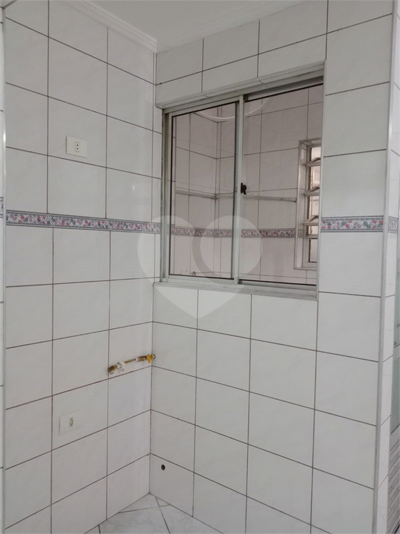 APARTAMENTO em VILA ROMANA
