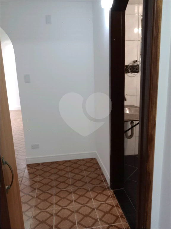 APARTAMENTO em VILA ROMANA