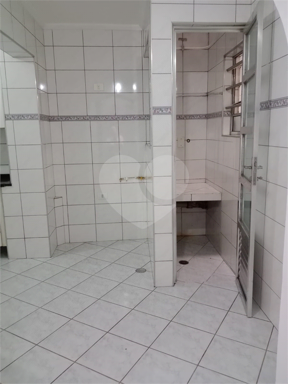 APARTAMENTO em VILA ROMANA