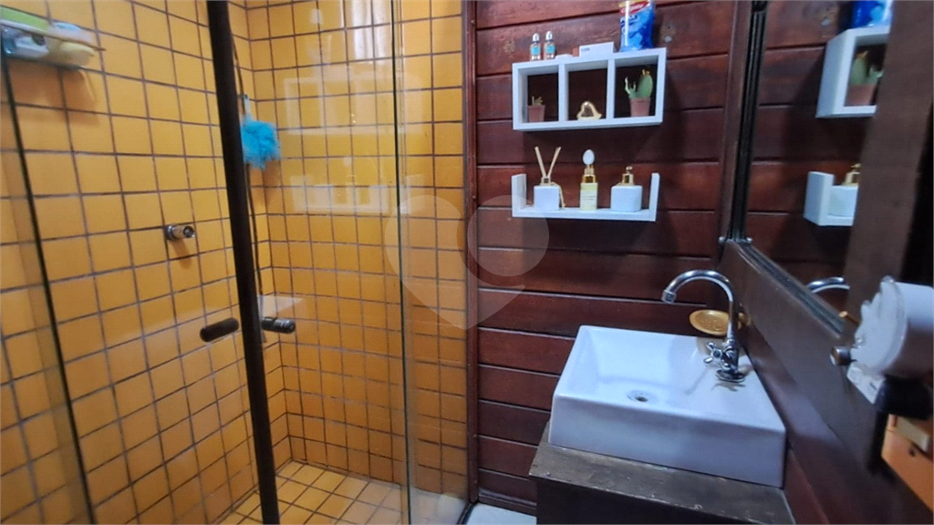 Casa de Madeira para venda ou locação | 2 dormitórios | 8 vagas em Mata Fria - Mairiporã!