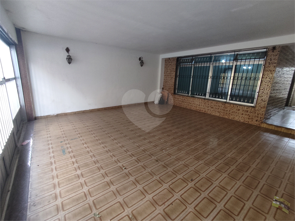Sobrado à venda e aluguel com 3 quartos, 260m² - Foto 34