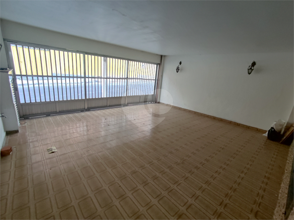 Sobrado à venda e aluguel com 3 quartos, 260m² - Foto 33