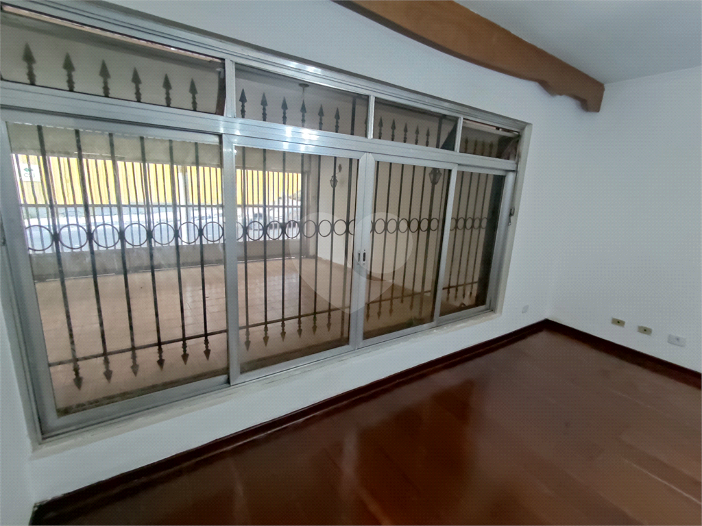 Sobrado à venda e aluguel com 3 quartos, 260m² - Foto 3
