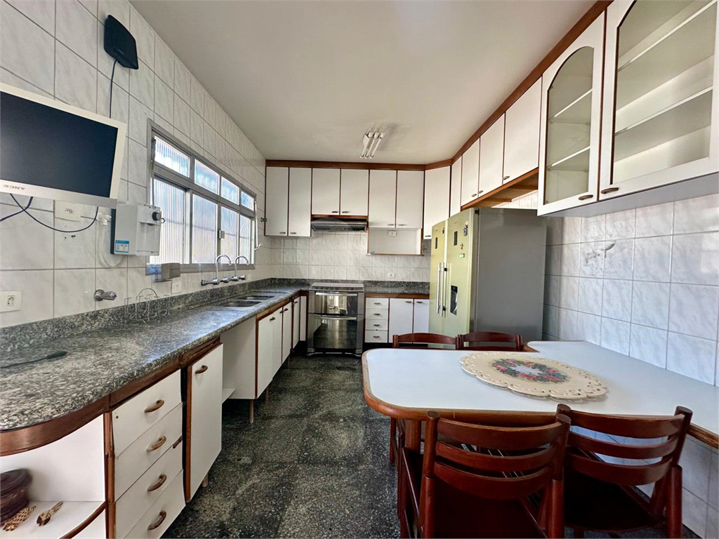 Casa espaçosa com 4 dormitórios | Localização privilegiada - Limão