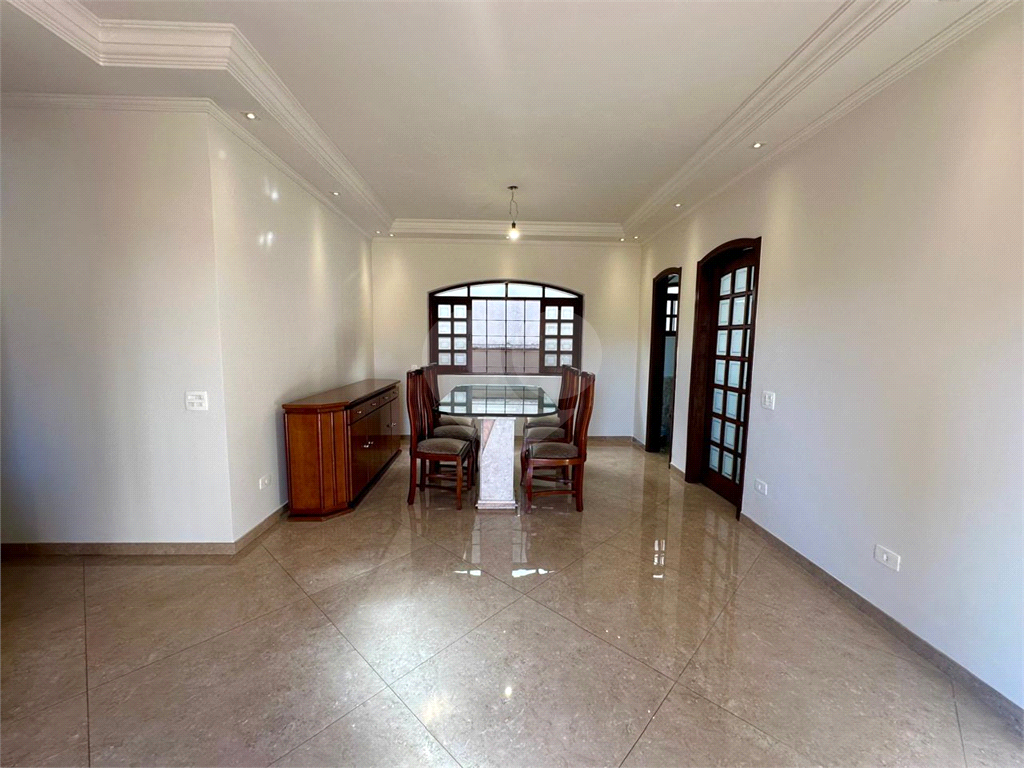 Casa espaçosa com 4 dormitórios | Localização privilegiada - Limão