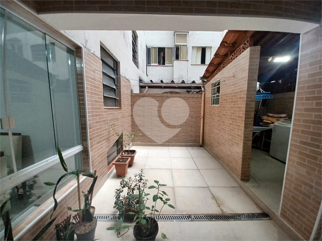 APARTAMENTO em SANTANA