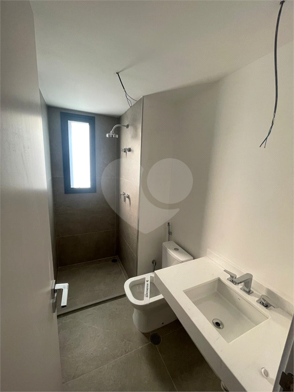 APARTAMENTO em PINHEIROS