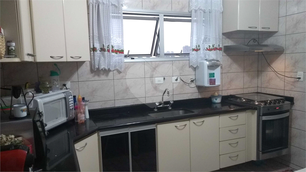 Apartamento com 86 m², 3 dormitórios e 2 vagas na Água Fria com vista para a Serra da Cantareira