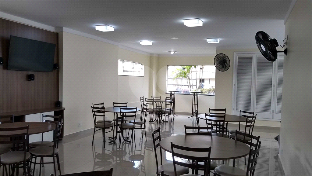Apartamento com 86 m², 3 dormitórios e 2 vagas na Água Fria com vista para a Serra da Cantareira