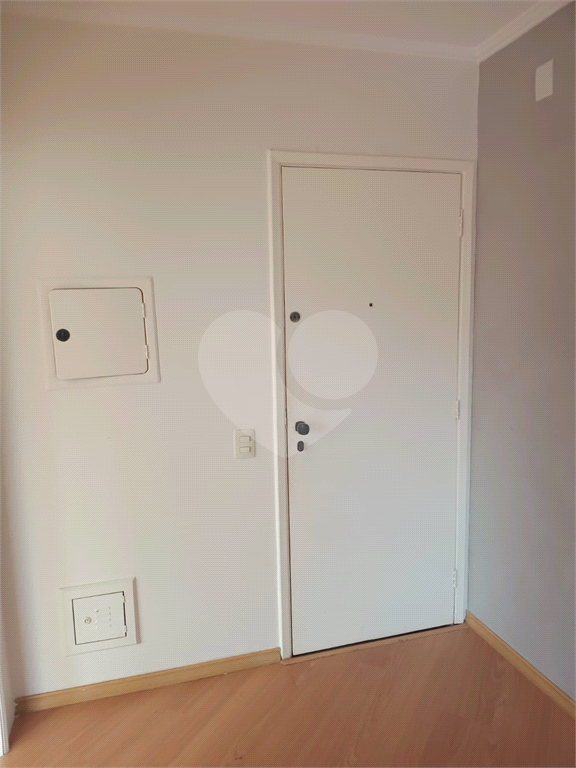SALA COMERCIAL IMPECÁVEL