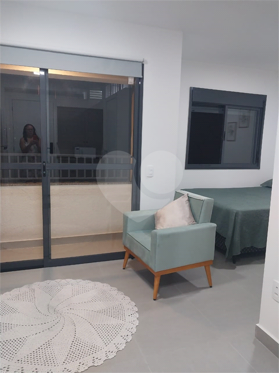 APARTAMENTO em LAPA