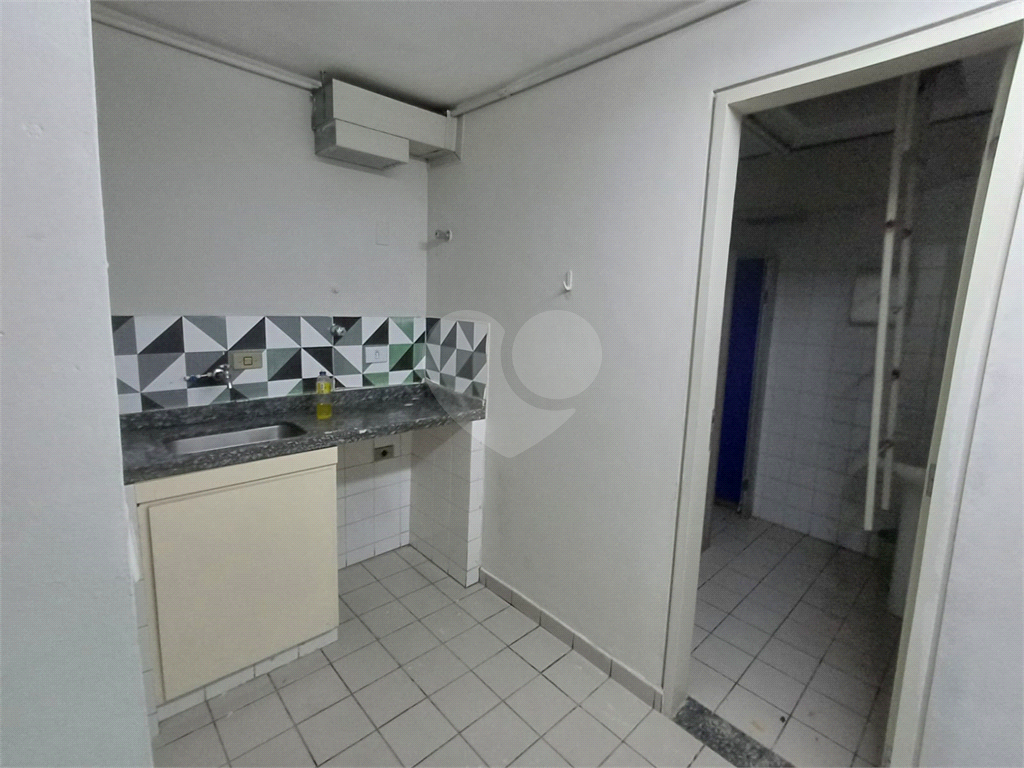 Prédio Comercial para alugar| 250m²| 25 vagas em Jardim França | SP!