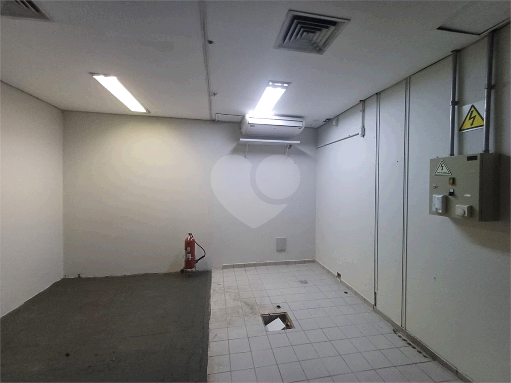 Prédio Comercial para alugar| 250m²| 25 vagas em Jardim França | SP!