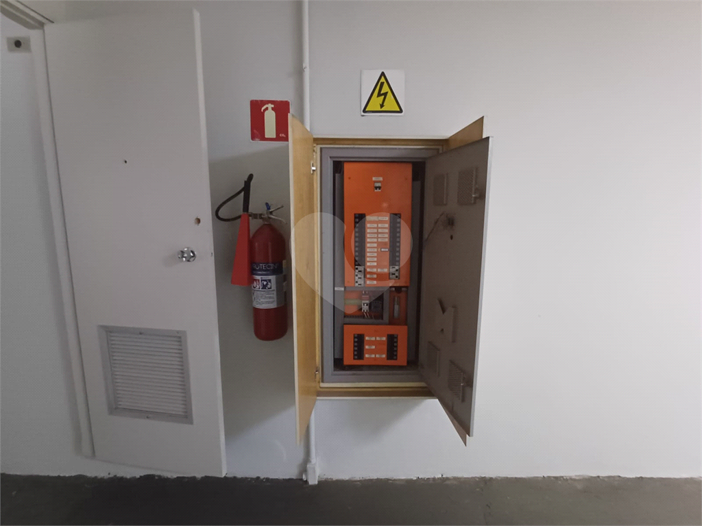 Prédio Comercial para alugar| 250m²| 25 vagas em Jardim França | SP!