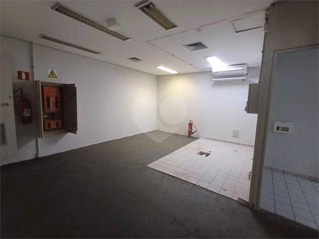 Prédio Comercial para alugar| 250m²| 25 vagas em Jardim França | SP!