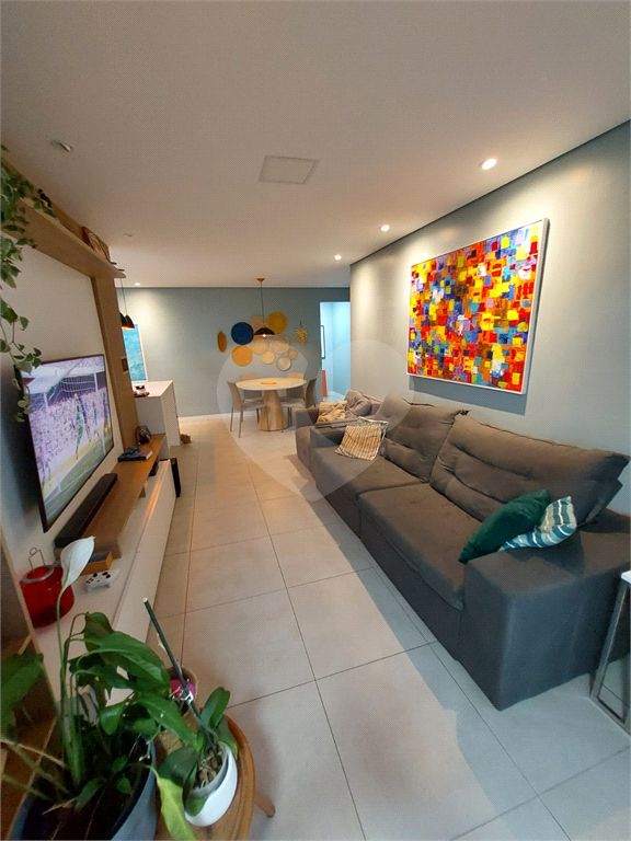 APARTAMENTO em CASA VERDE