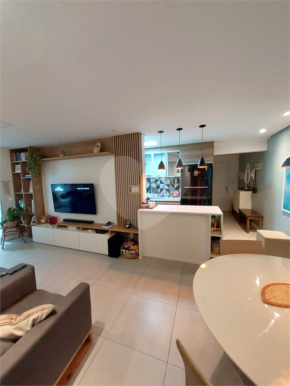 APARTAMENTO em CASA VERDE