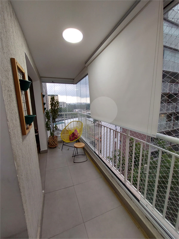 APARTAMENTO em CASA VERDE
