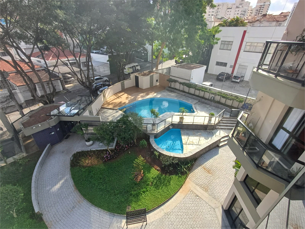 Apartamento à venda | 129m² | 3 dormitórios ( 1 suíte) | 2 Vagas em Jd. São Paulo| SP!