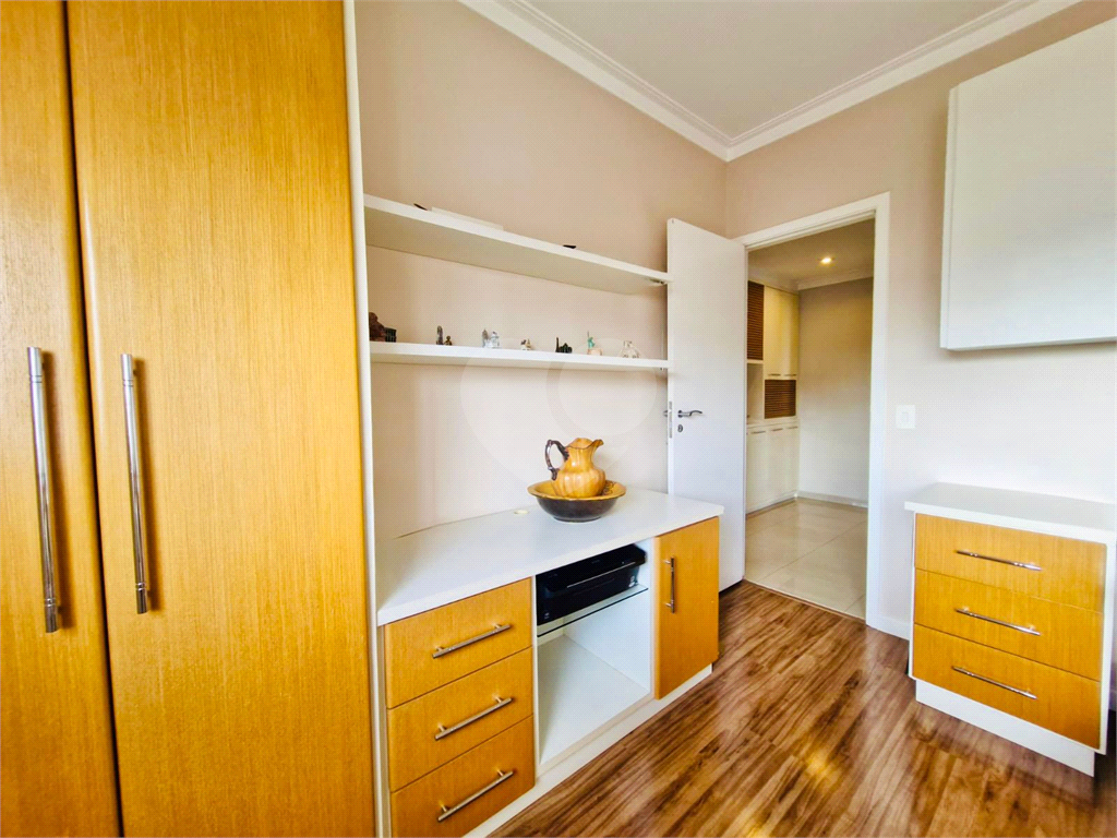 APARTAMENTO em VILA LEOPOLDINA