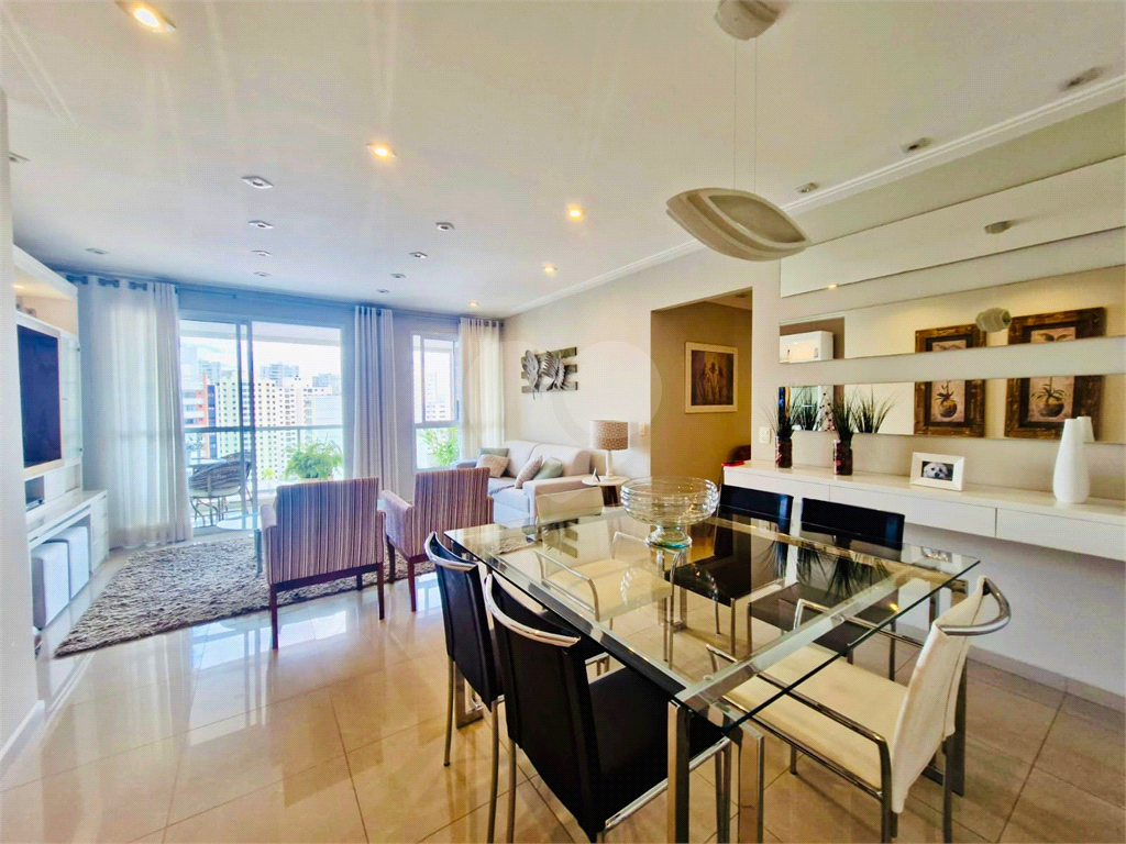APARTAMENTO em VILA LEOPOLDINA